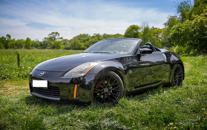 Nissan 350 Z cena 49999 przebieg: 108500, rok produkcji 2004 z Zagórz małe 121